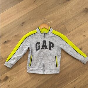 GAP Kids Heather Gray Hoodie with Yellow Accents – Size 6/7